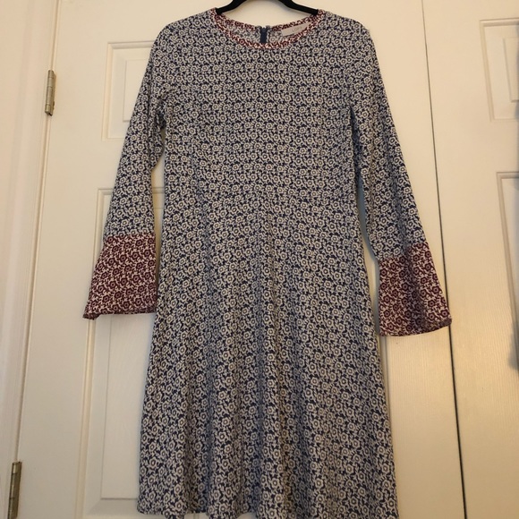 LOFT Dresses & Skirts - Ann Taylor Loft swing dress LOFT Dresses & Skirts - Ann Taylor Loft swing dress